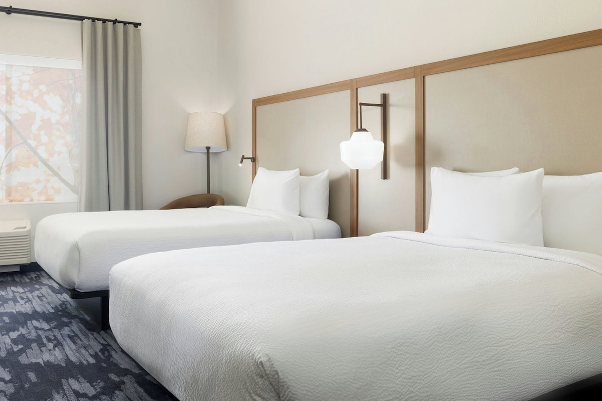 Premium bedding, pillow-top beds, in-room safe, desk