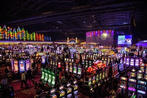 Casino - Seneca Niagara Resort & Casino (Niagara Falls)