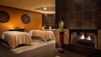 Sauna, bain à remous, soins corporels, soins d'aromathérapie