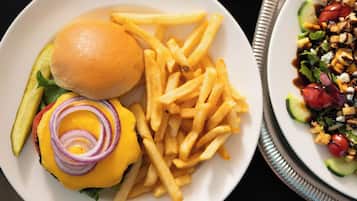 4 restaurants, breakfast, lunch, dinner served; Italian cuisine