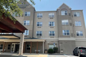 Exterior - Country Inn & Suites by Radisson, Tallahassee-University Area, FL (Tallahassee)