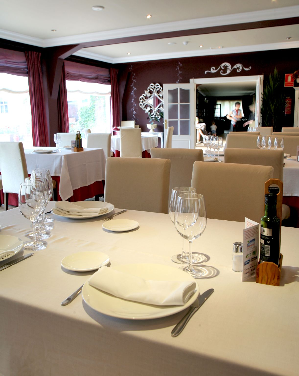 breakfast, lunch, dinner served; local cuisine