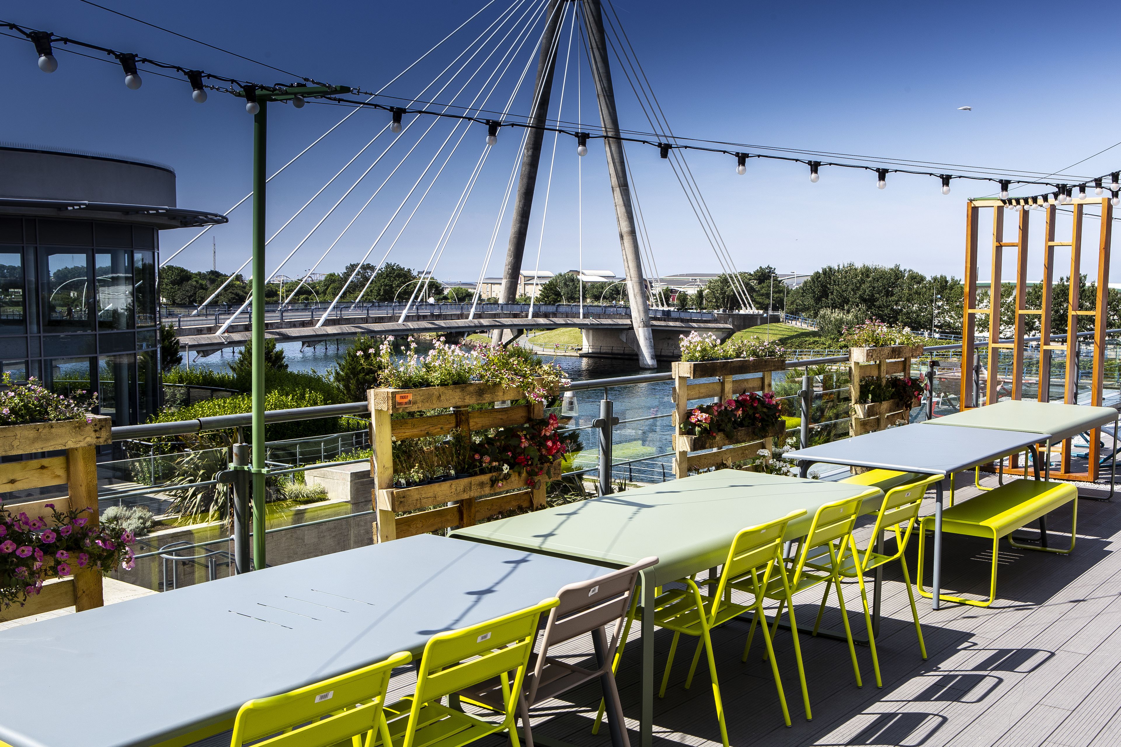 Abendessen, britische Küche, Speisen im Freien 