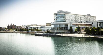 Waterfront Southport Hotel