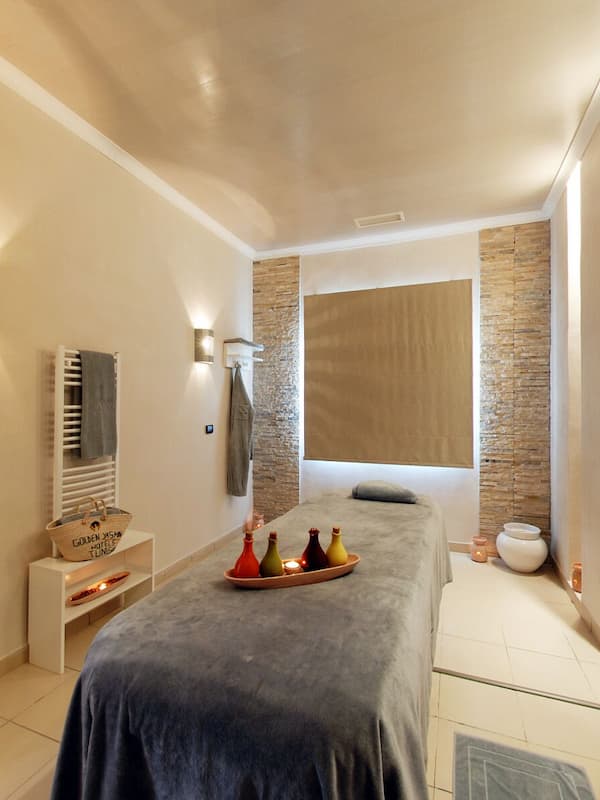 Turkish bath, body treatments, hydrotherapy, body wraps, body scrubs