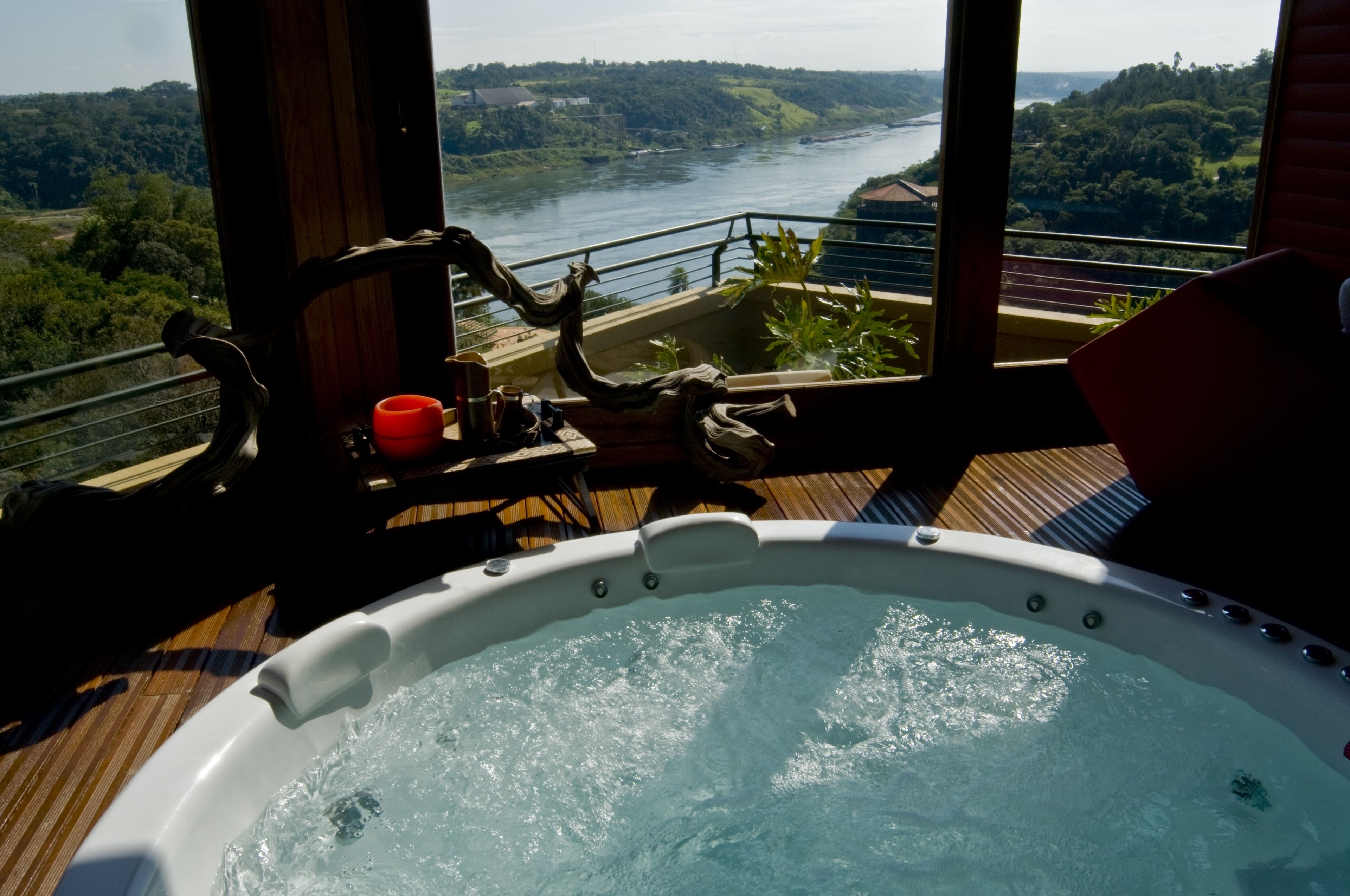 Sauna, hot tub, body treatments, hydrotherapy, body scrubs, facials