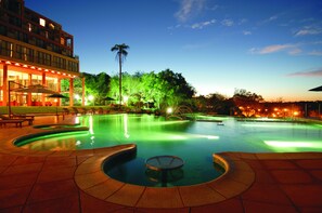 Indoor pool, outdoor pool