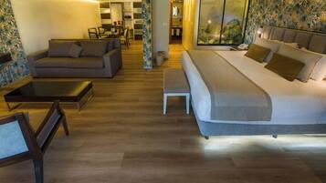 Ropa de cama de alta calidad y minibar