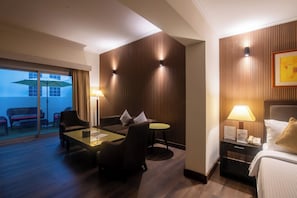 1 bedroom, premium bedding, in-room safe, soundproofing