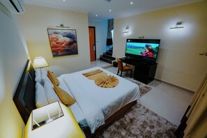 Royal Suite King with private pool, Smoking | 1 camera, biancheria da letto di alta qualità, una cassaforte in camera