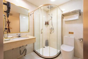 Standard Single Room, No Windows | Minibar, soundproofing, rollaway beds, free WiFi - Pazhou Hotel (Guangzhou)