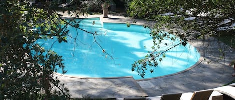 Outdoor pool, sun loungers