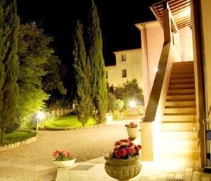 Exterior - Borgo Dolciano (Chiusi)