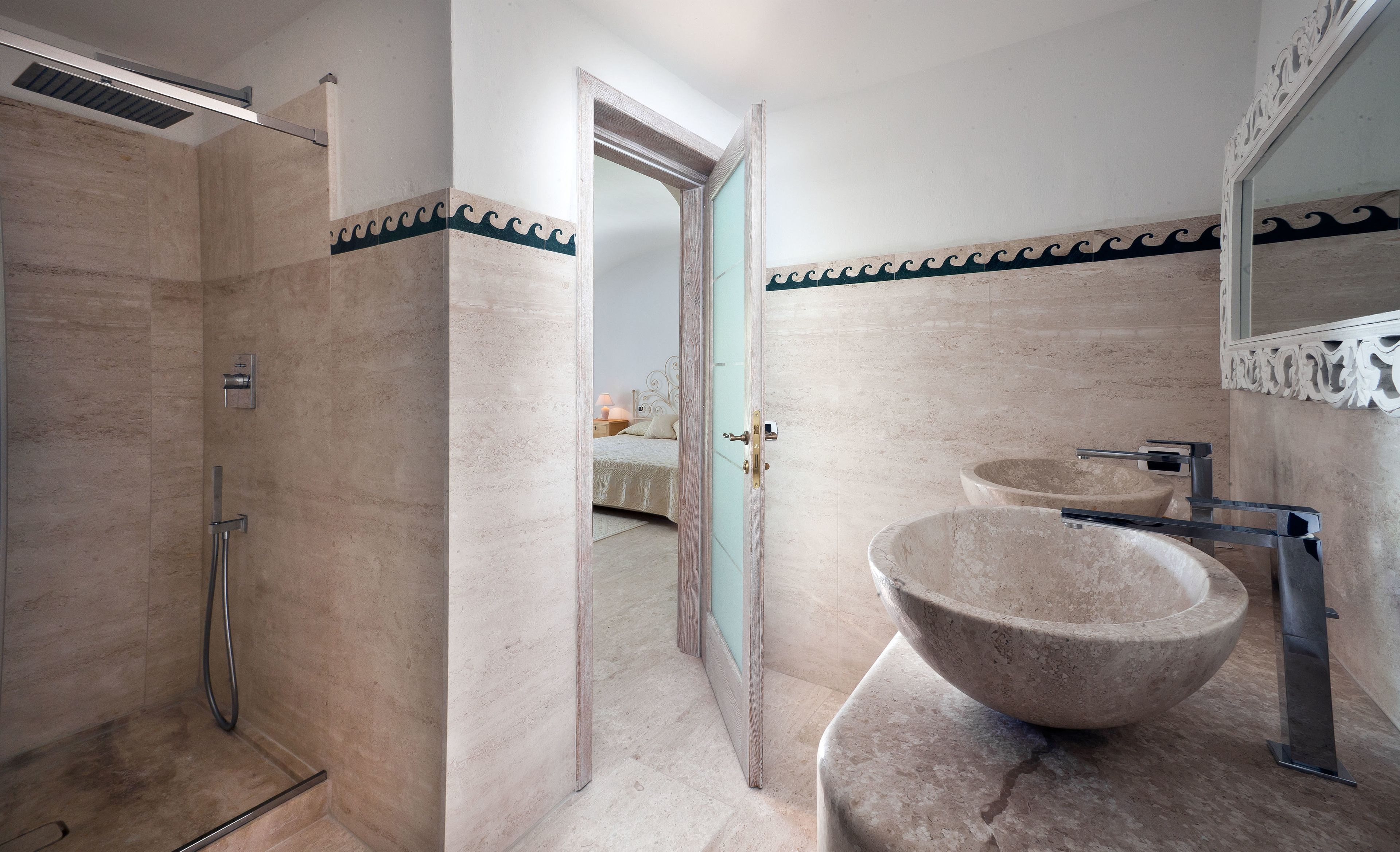 royal suite, private pool, sea view | bathroom | free toiletries, hair dryer, bidet, towels