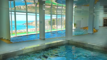 Sauna seca, sauna a vapor