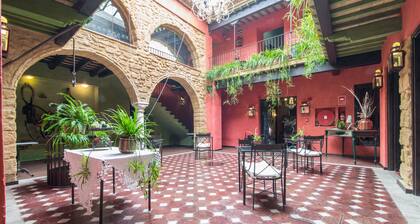 La Casona de Calderón Gastronomic & Boutique Hotel