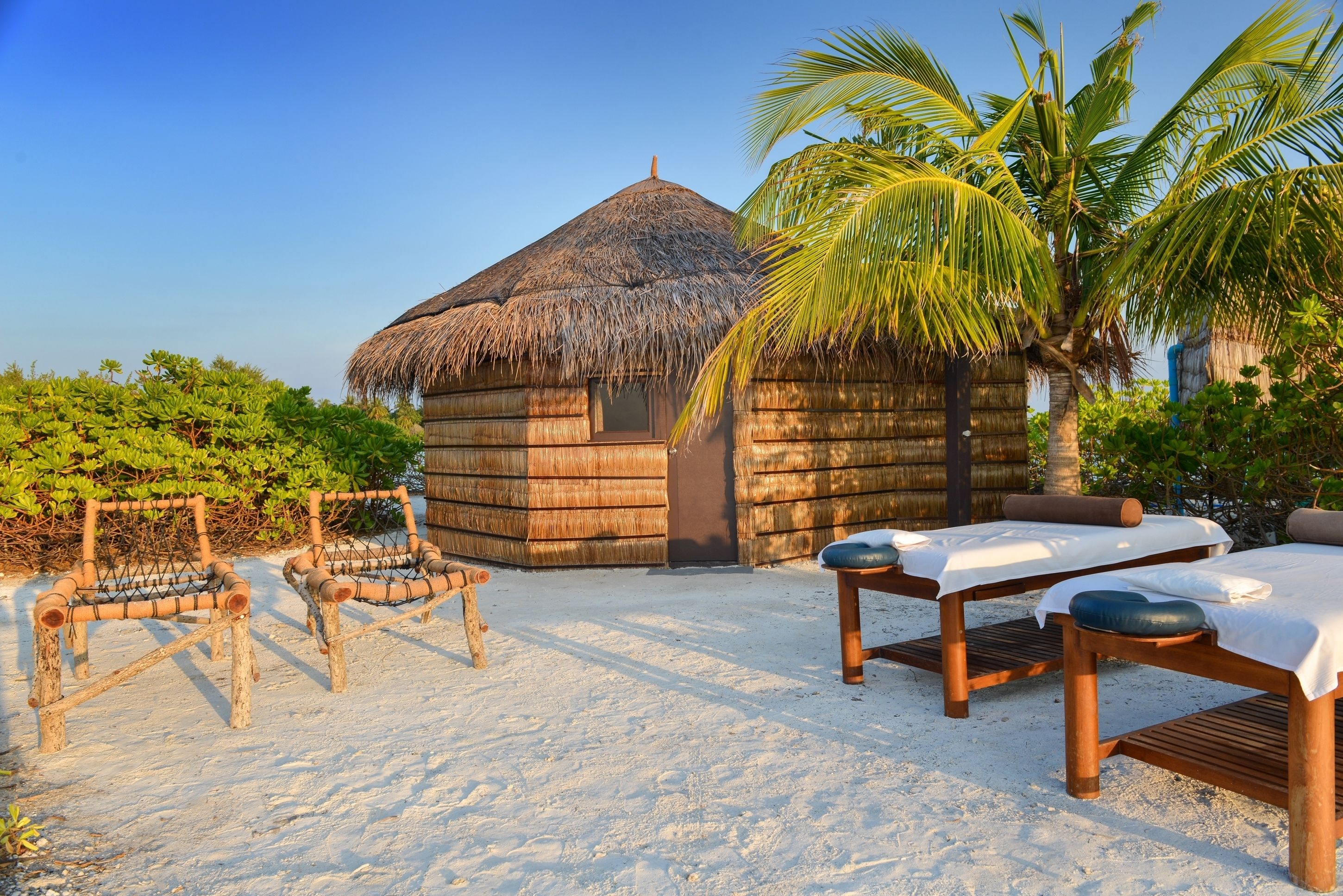 Couples treatment room(s), body treatments, Thai massages, body wraps