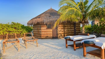 Couples treatment room(s), body treatments, Thai massages, body wraps