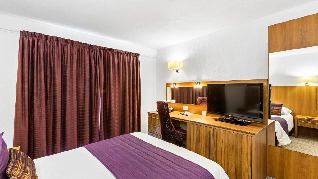 Standard-Doppelzimmer, 1 Doppelbett, Nichtraucher | Individuell dekoriert, individuell eingerichtet, Schreibtisch
