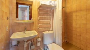 Buồng tắm vòi sen, đồ dùng nhà tắm miễn phí, khăn tắm, xà phòng