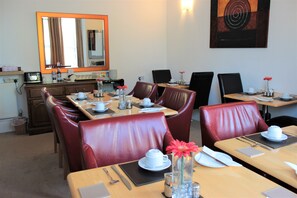 Breakfast for a fee - The P&M Paignton RESIDENCE (Paignton)