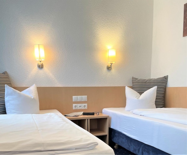 Economy Single Room