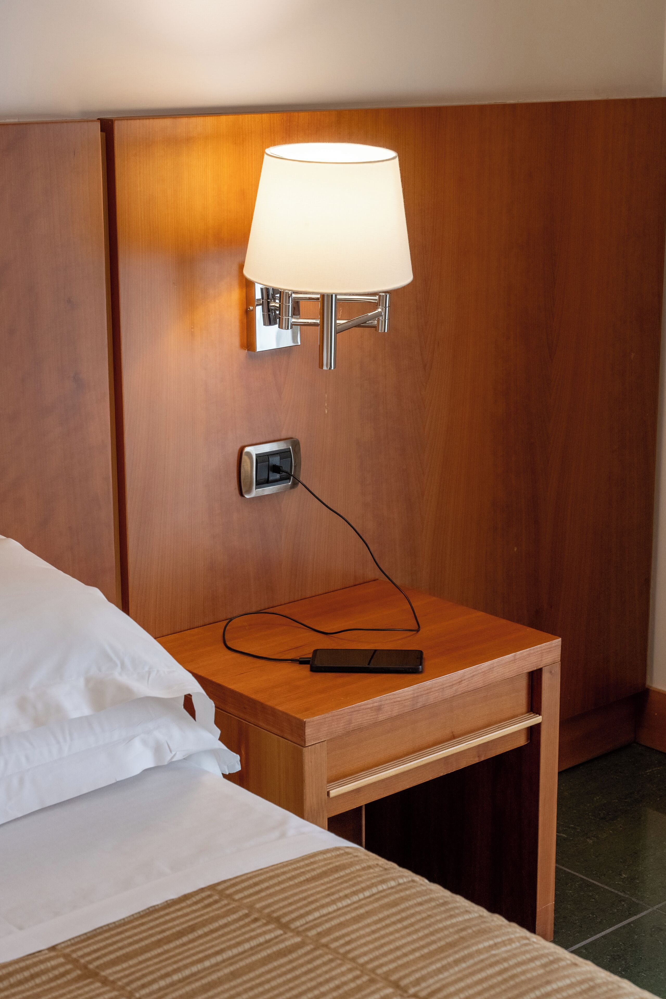 minibar, in-room safe, desk, laptop workspace