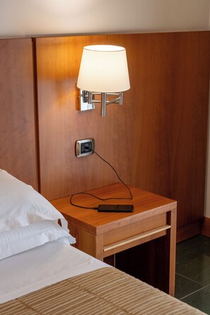 Minibar, in-room safe, desk, laptop workspace