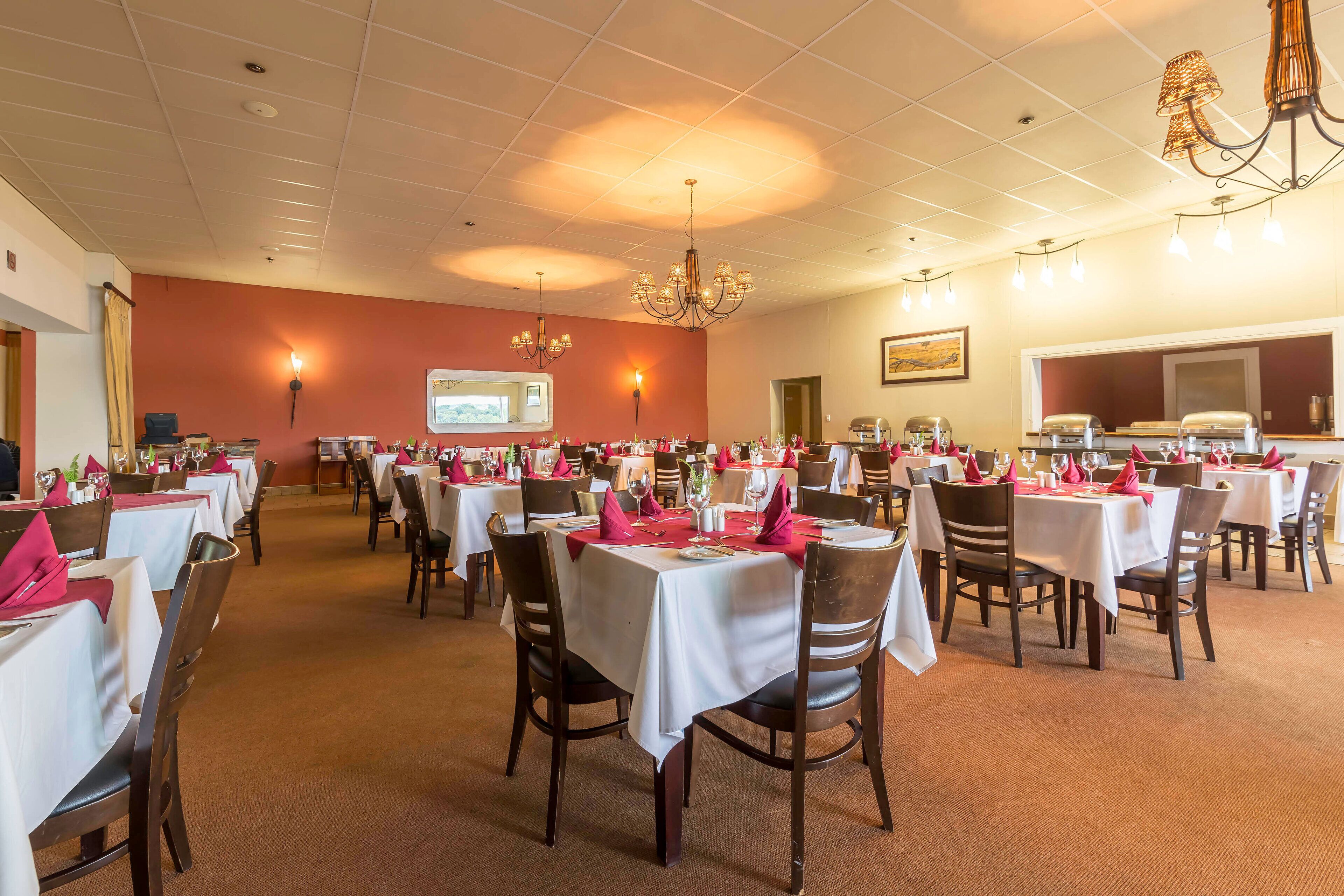 Desayuno inglés diario (NAD 230 por persona)