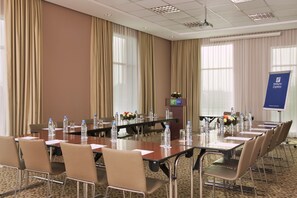 Meeting facility - Holiday Inn Express Dubai Jumeirah by IHG (Dubai)