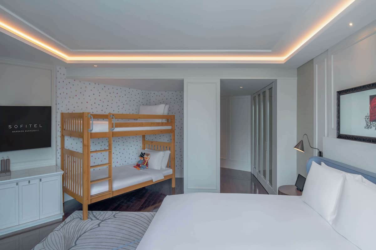 FAMILY ROOM, 1 King Size Bed & Bunk Bed | 객실에서 보이는 전망
