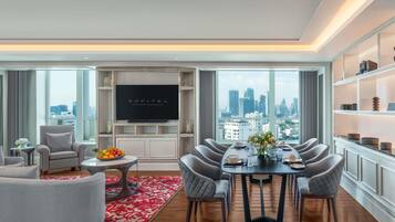 IMPERIAL SUITE, 1 King Size Bed, Living and Dining Room, Study Room, Club Millésime Access | Premium bedding, down duvets, Select Comfort beds, minibar