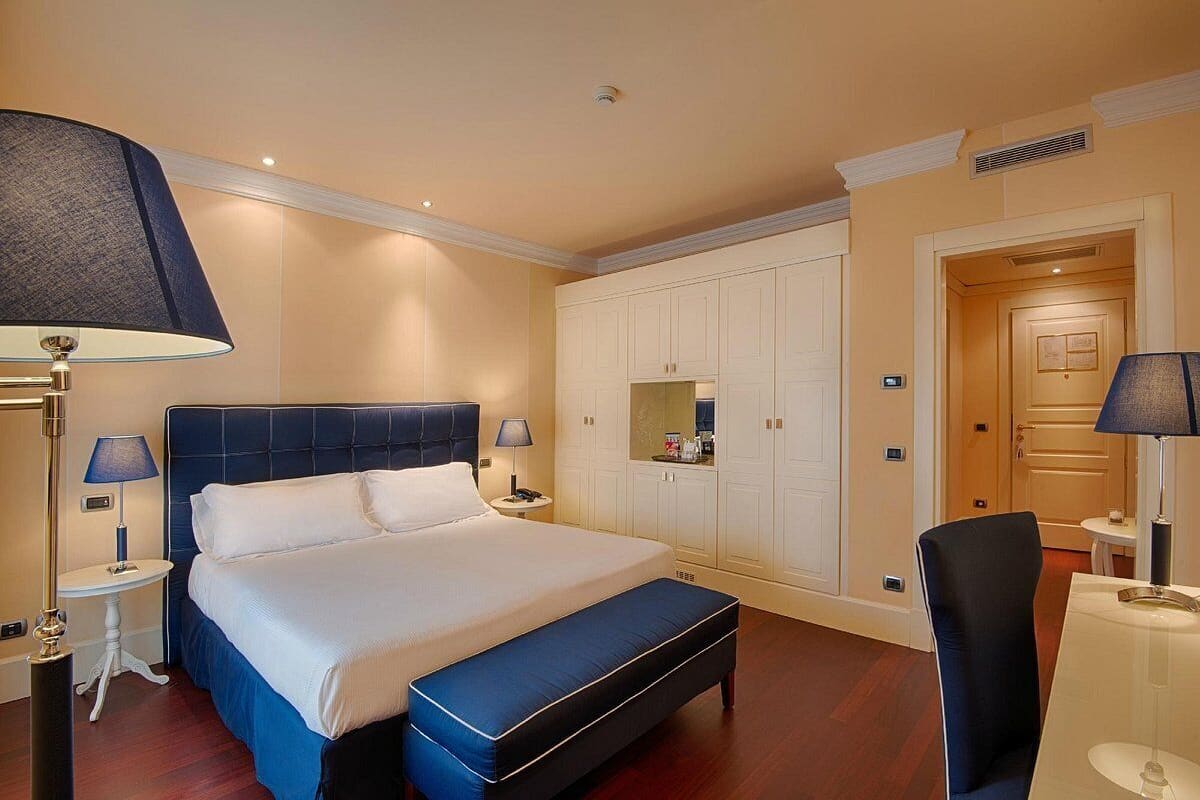 Minibar, in-room safe, desk, blackout drapes