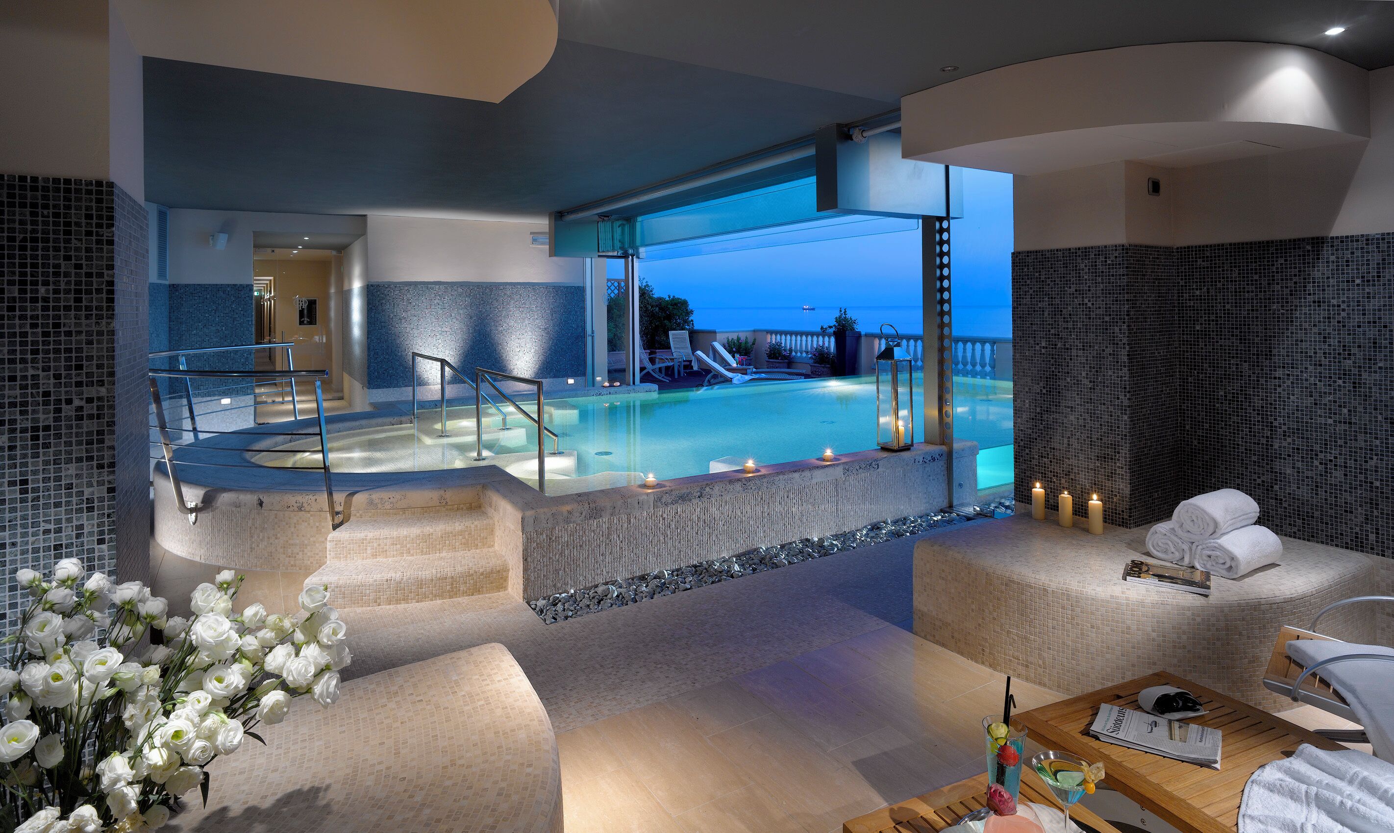 Seasonal outdoor pool, pool loungers