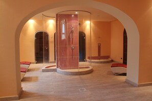 Unclassified image, 2 of 117, button - Grand Hotel Palazzo Suite & Spa (Livorno)