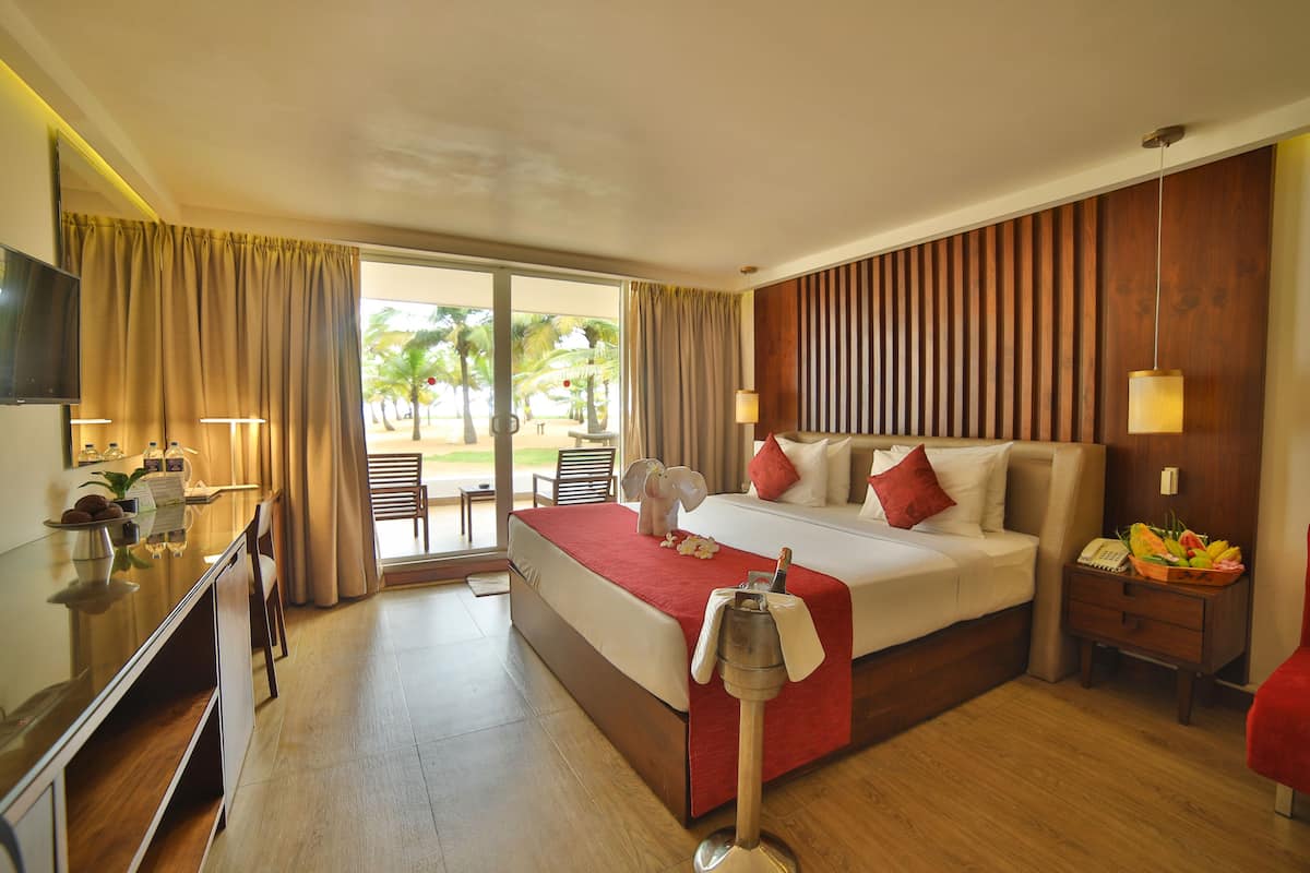 Deluxe Twin Room with Bathtub | 1 bedroom, Egyptian cotton sheets, premium bedding, minibar