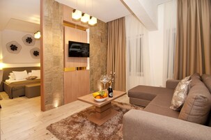 套房 | 起居区 | 电视