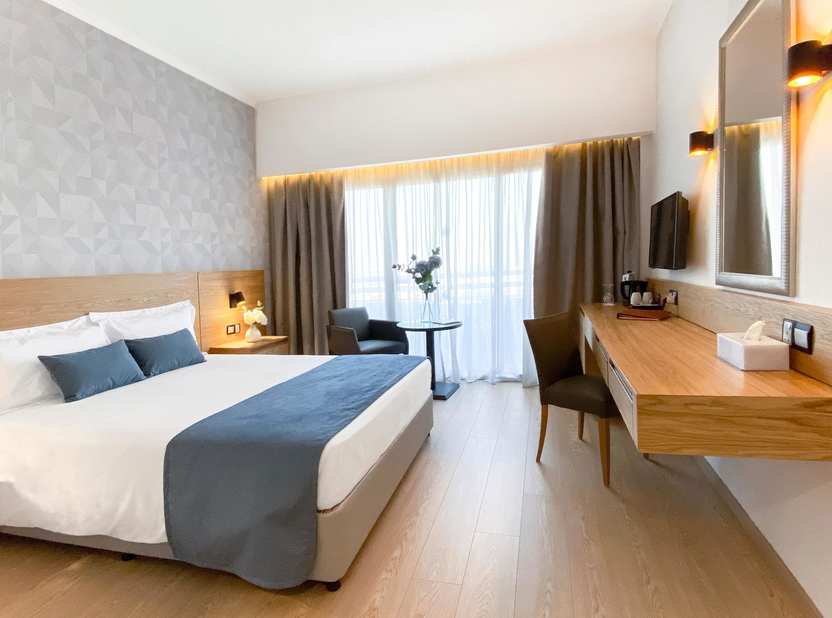 In-room safe, desk, laptop workspace, blackout curtains