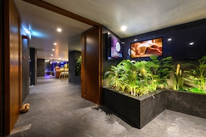Behandlungsräume für Paare, Sauna, Whirlpool, Dampfbad