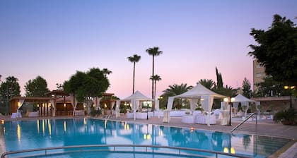 Ajax Hotel