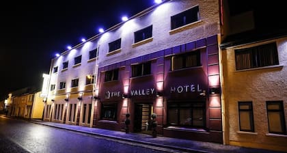 The Valley Hotel & Carriage Gardens