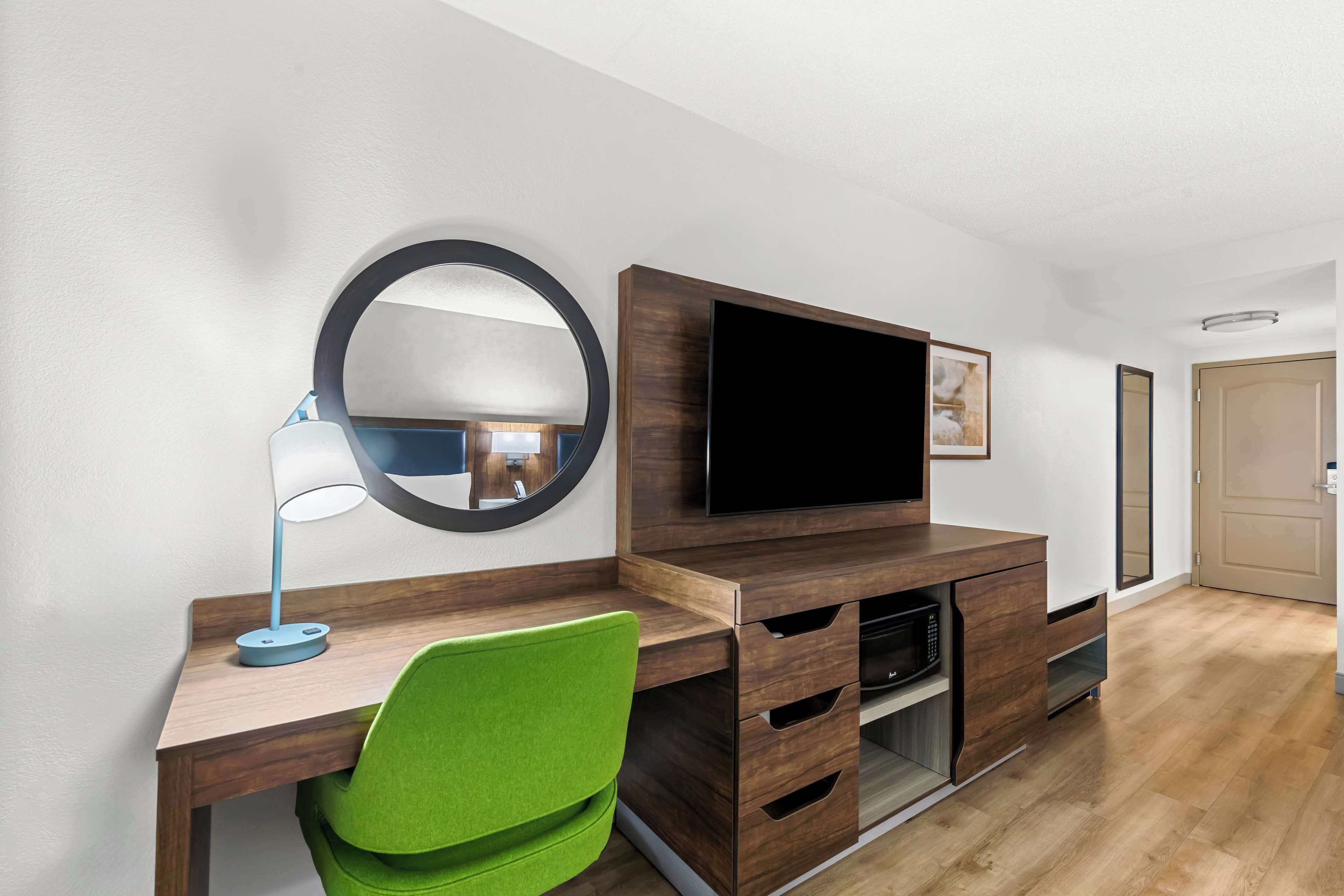 room, 2 queen beds, non smoking | premium bedding, down duvets, pillow-top beds, in-room safe