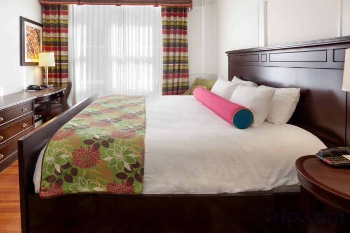 Executive King Room