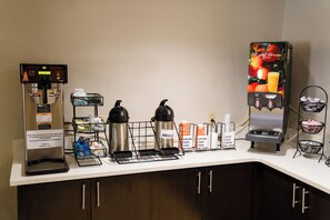 Gratis frukost med självservering varje dag 