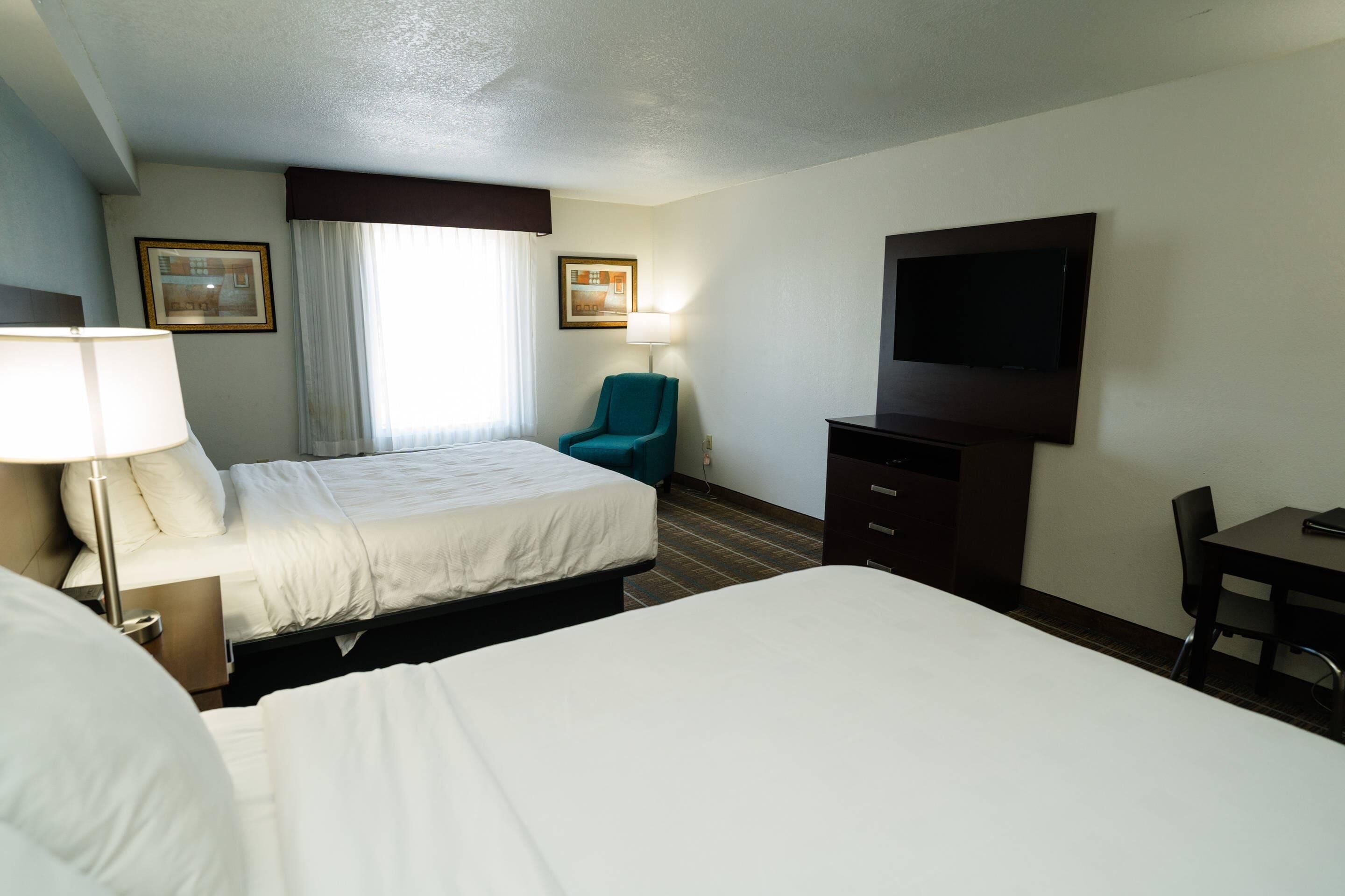 低刺激性寝具、ピロートップベッド、客室ごとに異なる装飾、客室ごとに異なるインテリア