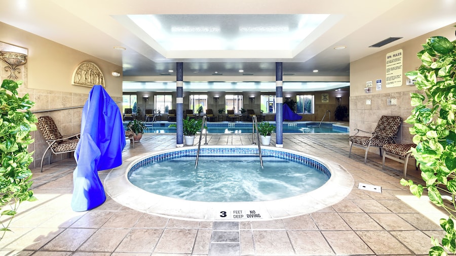 Roosevelt Inn and Suites Saratoga Springs