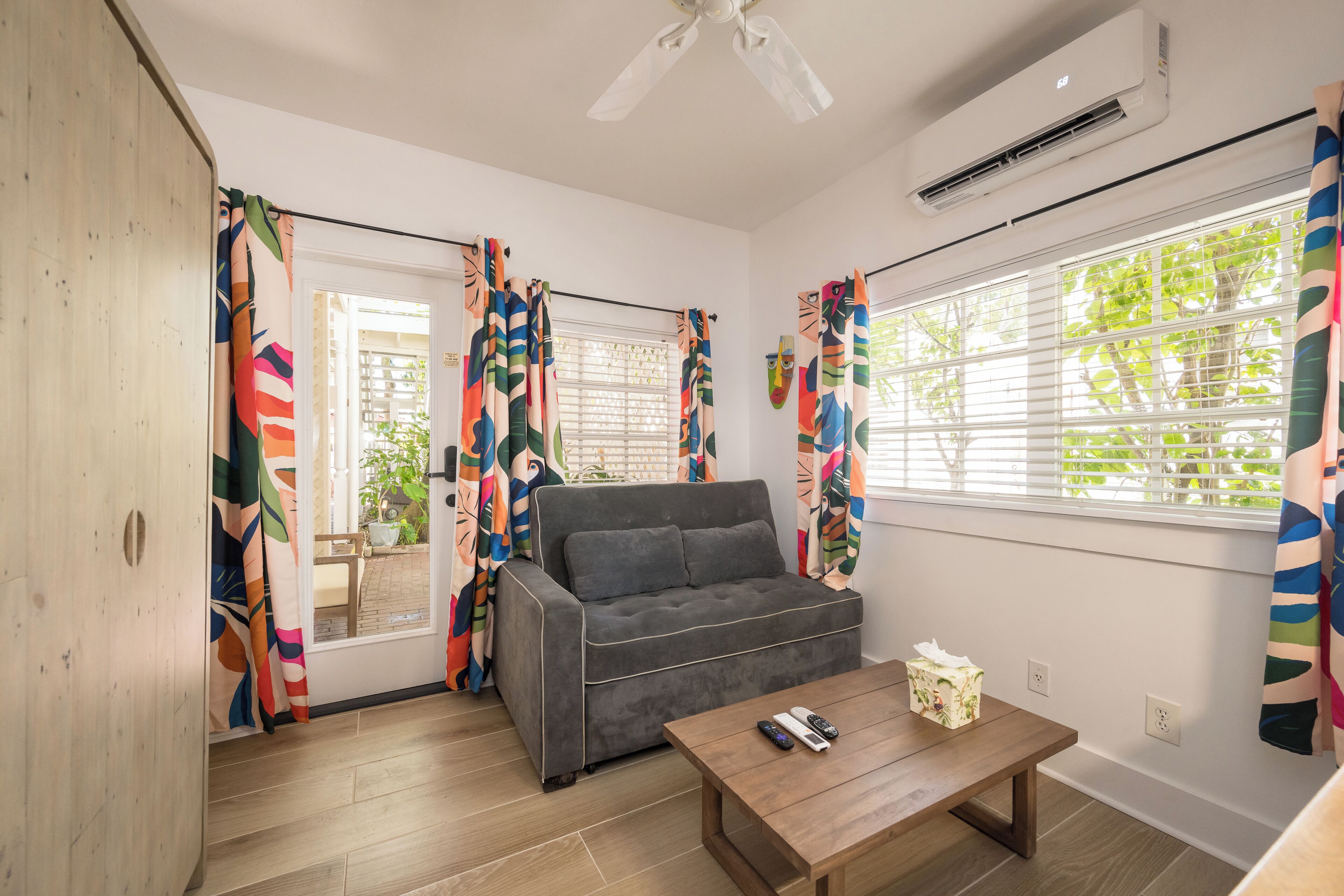 Kamar Standar, Beberapa Tempat Tidur, Bebas Asap Rokok (1 Queen Bed 3A) | Area keluarga | TV