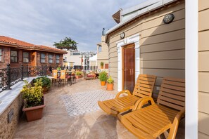 Two-Bedroom Apartment with Private Terrace and Private Hammam for 4 adults - Annex building | View from room - Best Point Hotel (Istanbul)