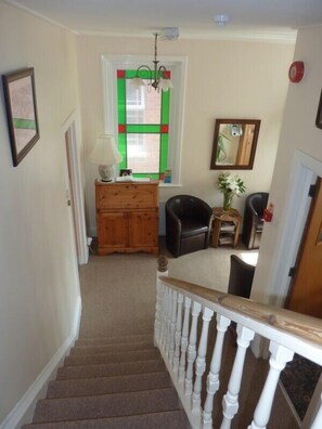 Reception - The Pebbles - B&B (Weymouth)