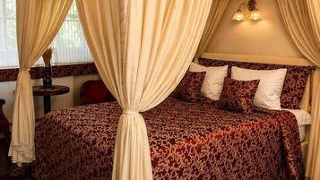 Junior suite, 1 queensize bed, balkon, uitzicht op tuin | Lakens van Egyptisch katoen, luxe beddengoed